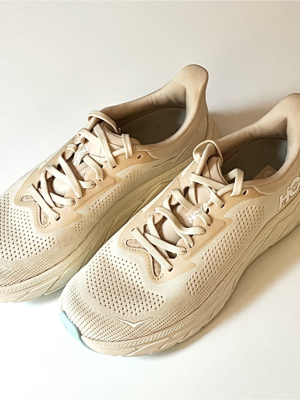 HOKA Arahi 7 Vanilla Cream Stability Running Shoes 9B